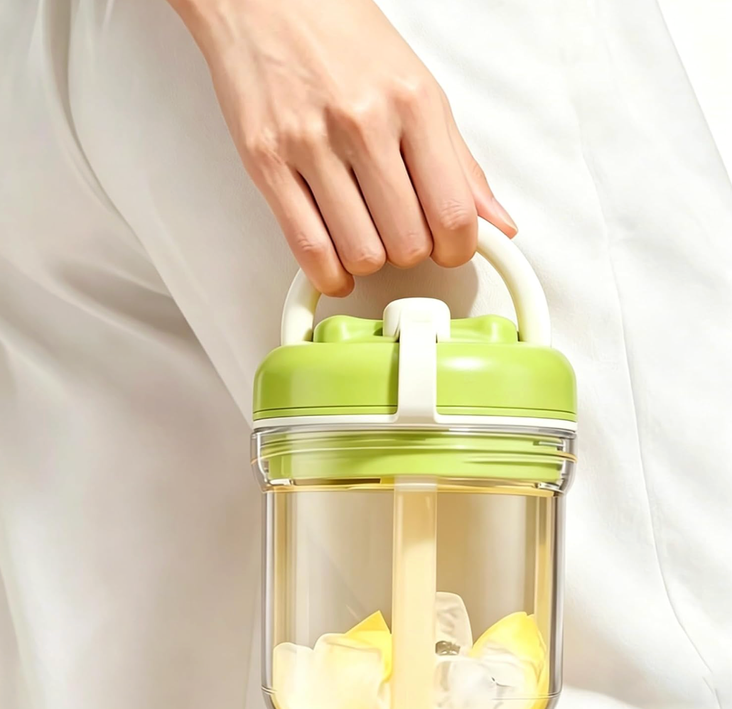 2-in-1 Ice Cube Maker Water Bottle with Straw